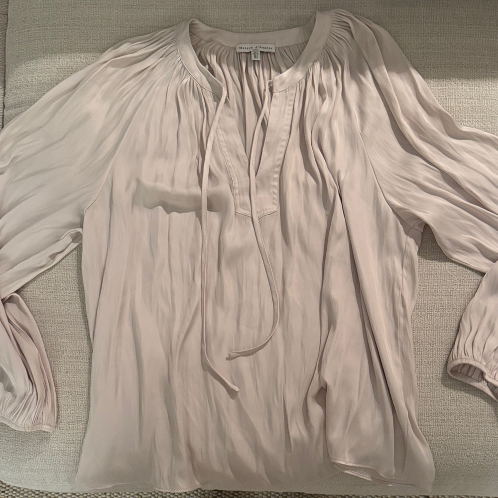 Madison d’Amelie Women's Blouse in Off White